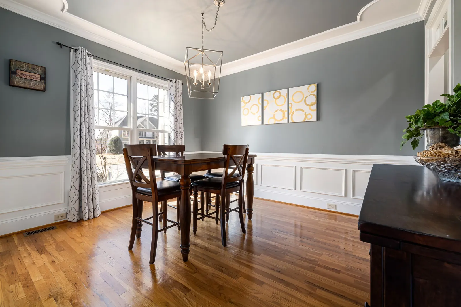 Hardwood dining room floor with seamless boards in Riverside, CA