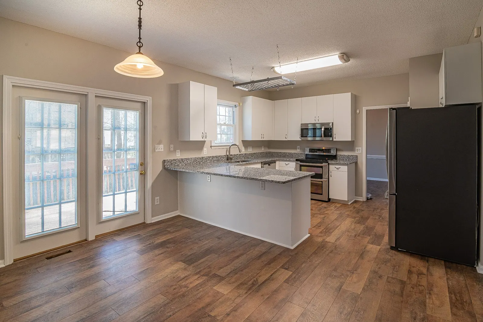 Luxury vinyl plank in a kitchen in Fontana, CA